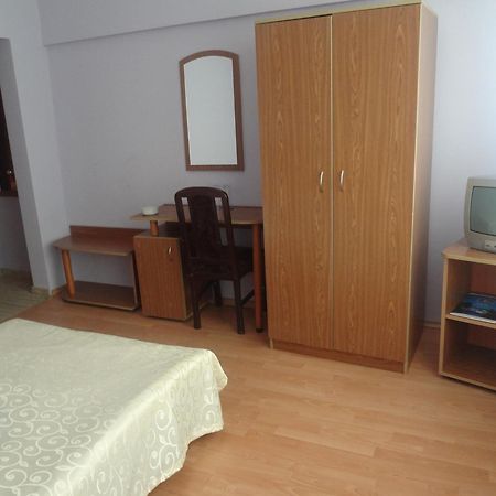 Paradise Hotel Madzharovo Room photo